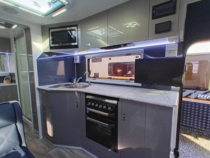 2024 Red Centre Kimberley + 216 Type A Large Ensuite (Save $17,000)