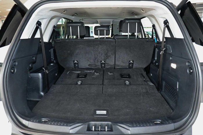 2023 Ford Everest Trend