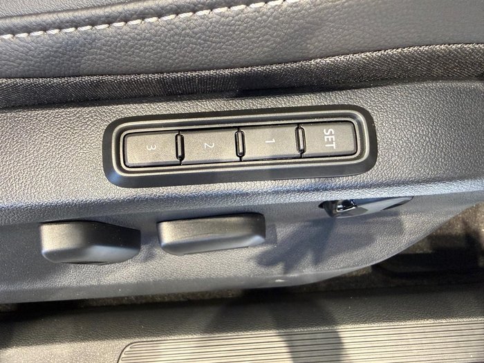 2025 Volkswagen T-Roc 110TSI Style