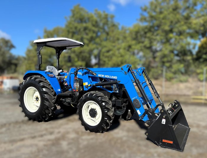 New Holland Tt4.90 4Wd Rops Tractor