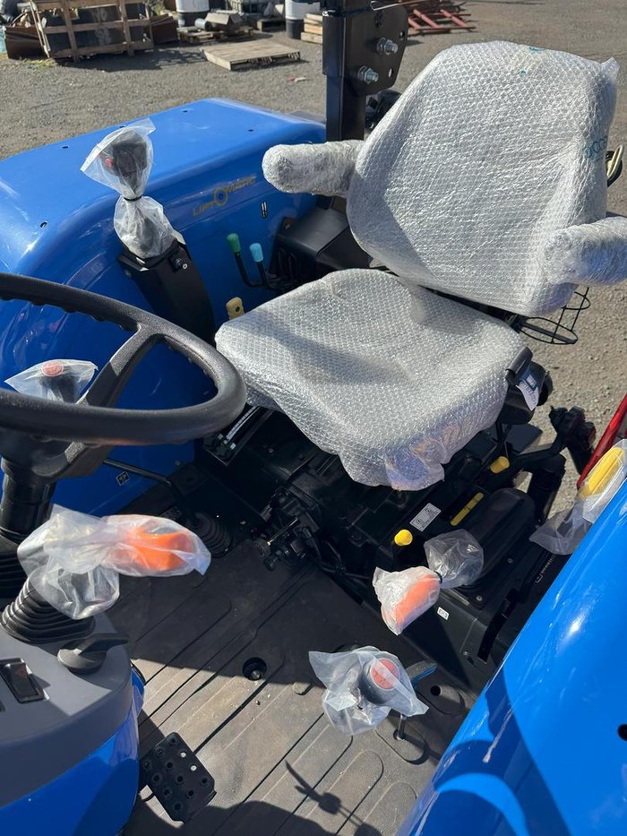 0 New Holland Tt4.90 4Wd Rops Tractor