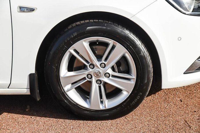 2018 Holden Commodore LT ZB MY19 Summit White