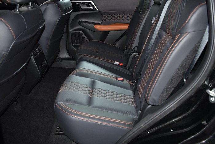 2022 Mitsubishi Outlander Exceed Tourer