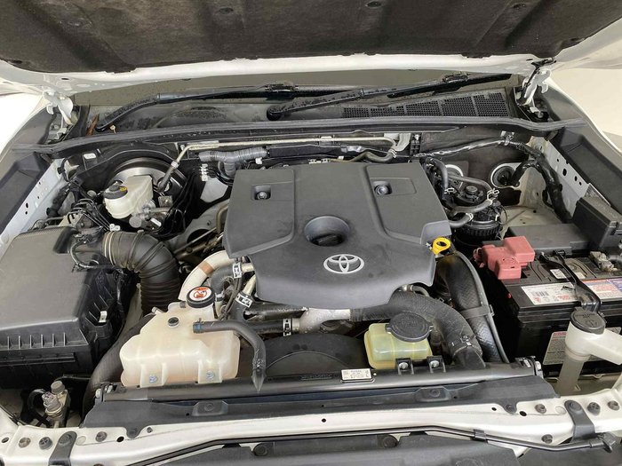 2018 Toyota Hilux SR GUN126R 4X4 Dual Range Glacier White