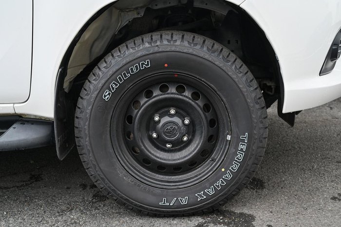 2018 Toyota Hilux SR GUN126R 4X4 Dual Range Glacier White