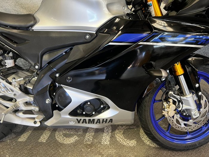 2024 Yamaha YZF-R15M Black
