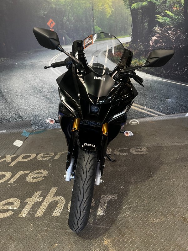 2024 Yamaha YZF-R15M Black