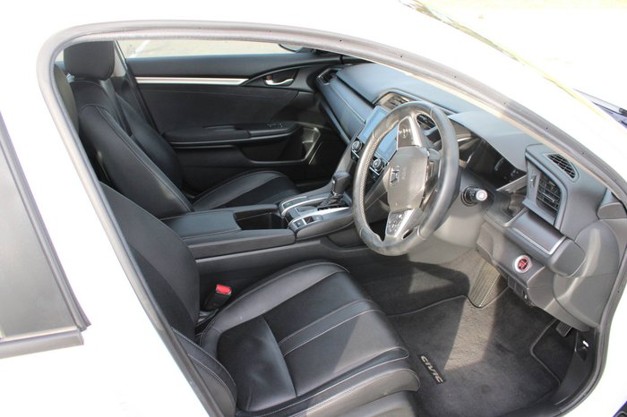 2018 HONDA CIVIC VTi-S