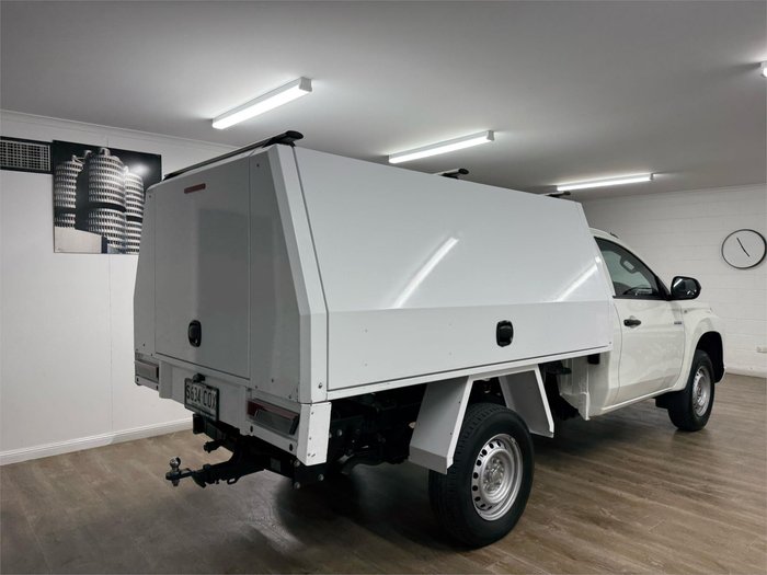 2022 Mitsubishi Triton GLX