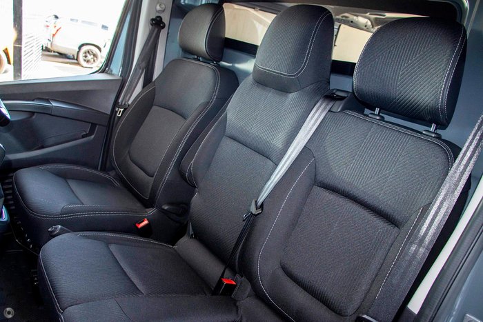 2025 Renault Trafic Premium