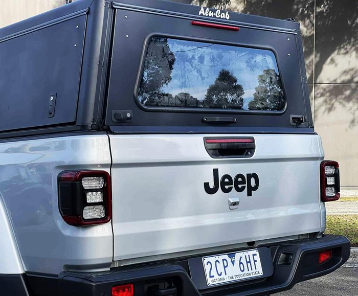 2023 Jeep Gladiator Night Eagle JT MY23 4X4 On Demand Silver Zynith