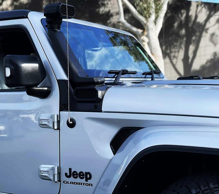 2023 Jeep Gladiator Night Eagle JT MY23 4X4 On Demand Silver Zynith
