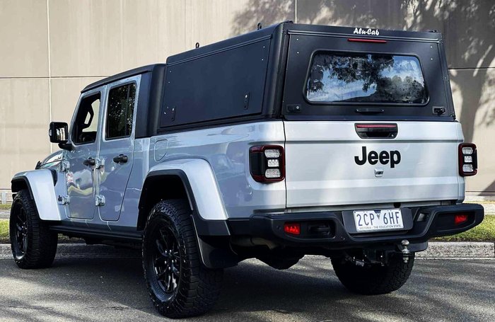 2023 Jeep Gladiator Night Eagle JT MY23 4X4 On Demand Silver Zynith