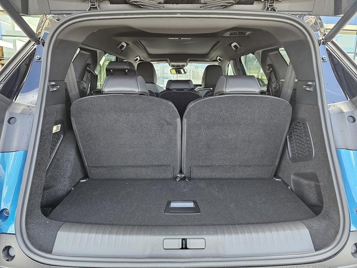 2025 Peugeot 5008 GT Premium Hybrid
