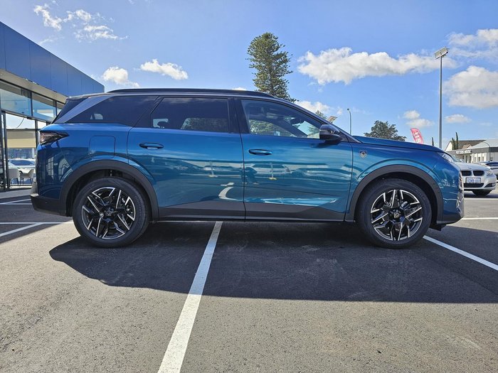 2025 Peugeot 5008 GT Premium Hybrid