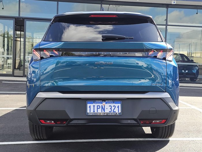 2025 Peugeot 5008 GT Premium Hybrid