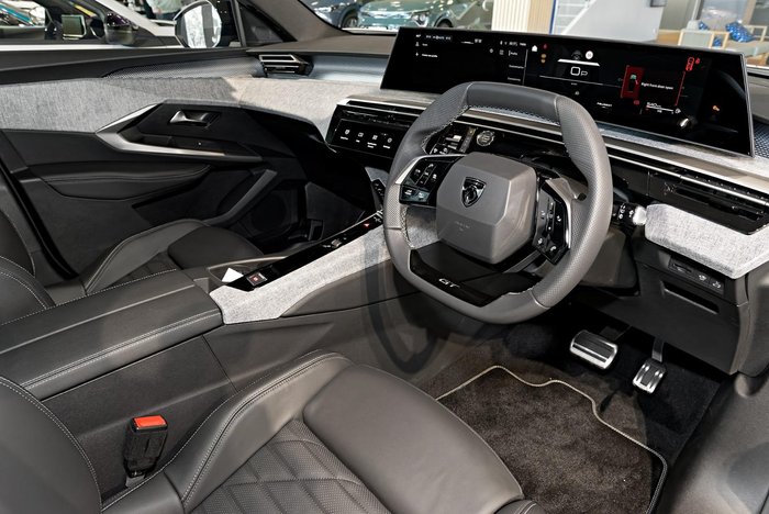 2025 Peugeot 5008 GT Premium Hybrid