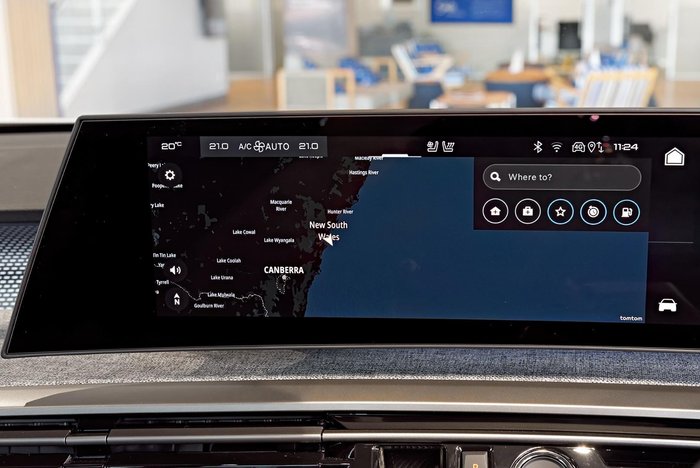 2025 Peugeot 5008 GT Premium Hybrid