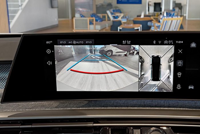 2025 Peugeot 5008 GT Premium Hybrid P74 MY25 Okenite White