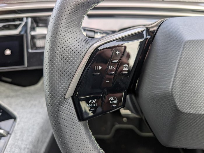 2025 Peugeot 5008 GT Premium Hybrid P74 MY25 Artense Grey
