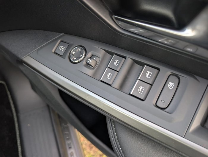2025 Peugeot 5008 GT Premium Hybrid P74 MY25 Artense Grey