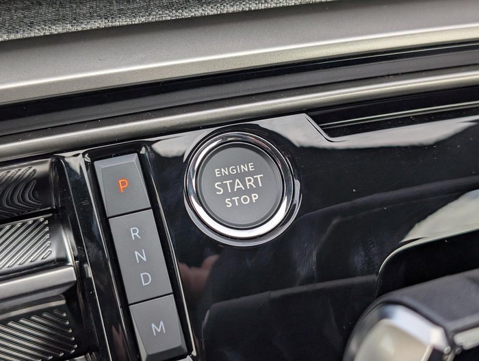 2025 Peugeot 5008 GT Premium Hybrid P74 MY25 Artense Grey