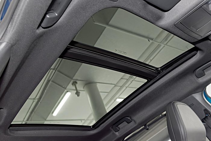 2025 Peugeot 5008 GT Premium Hybrid