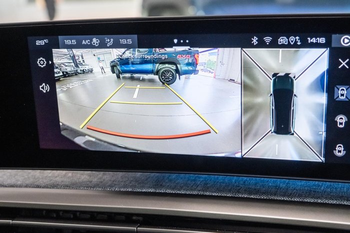 2025 Peugeot 5008 GT Premium Hybrid