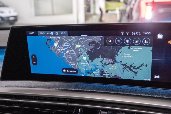 2025 Peugeot 5008 GT Premium Hybrid