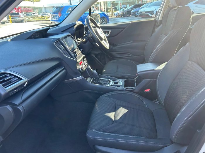 2023 Subaru Forester 2.5i