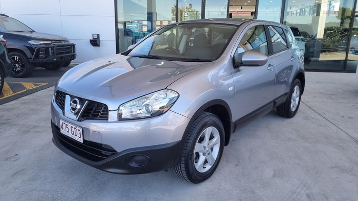 2013 Nissan Dualis ST
