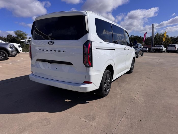 2025 Ford Tourneo Titanium X AV 2025.25MY Frozen White
