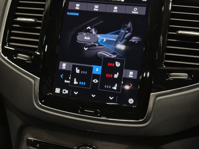 2023 Volvo XC90 Ultimate B6 Bright