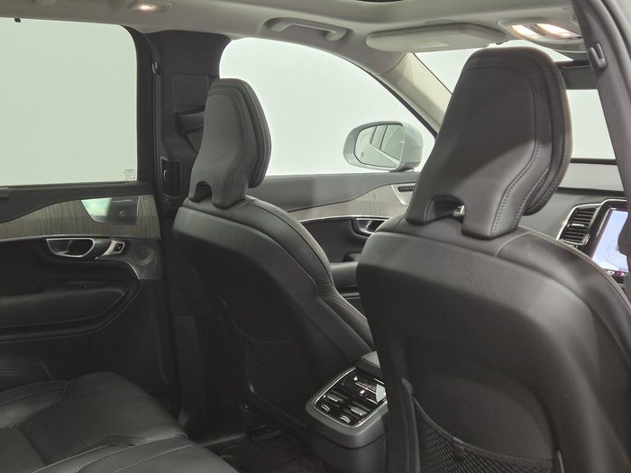 2023 Volvo XC90 Ultimate B6 Bright