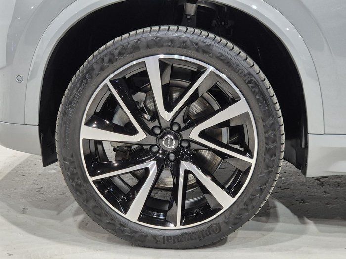 2023 Volvo XC90 Ultimate B6 Bright