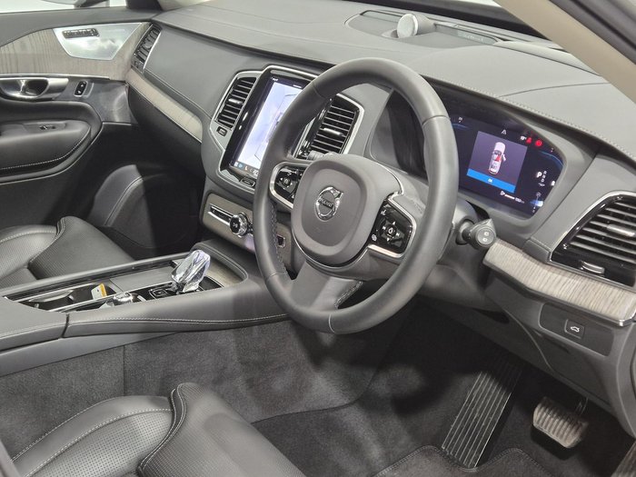 2023 Volvo XC90 Ultimate B6 Bright