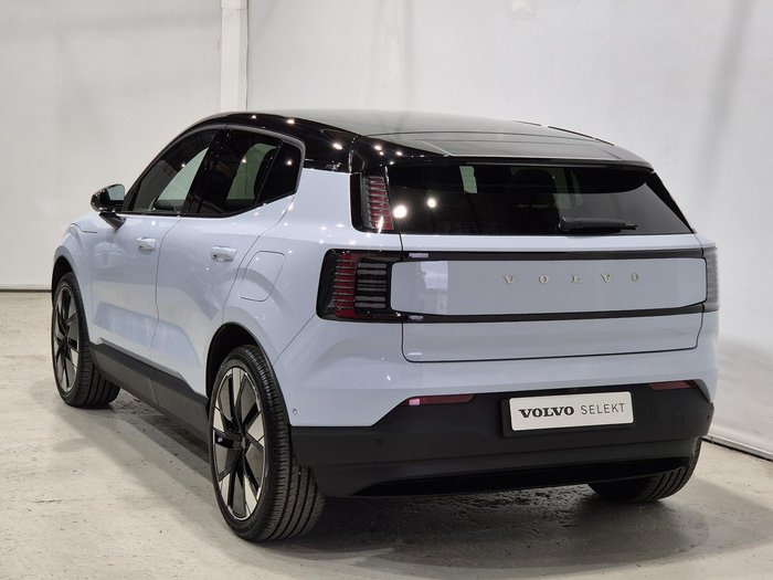 2024 Volvo EX30 Single Motor Extended Range Ultra