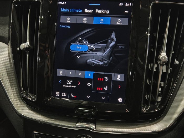 2023 Volvo XC60 Plus B5 MY23 AWD Onyx Black