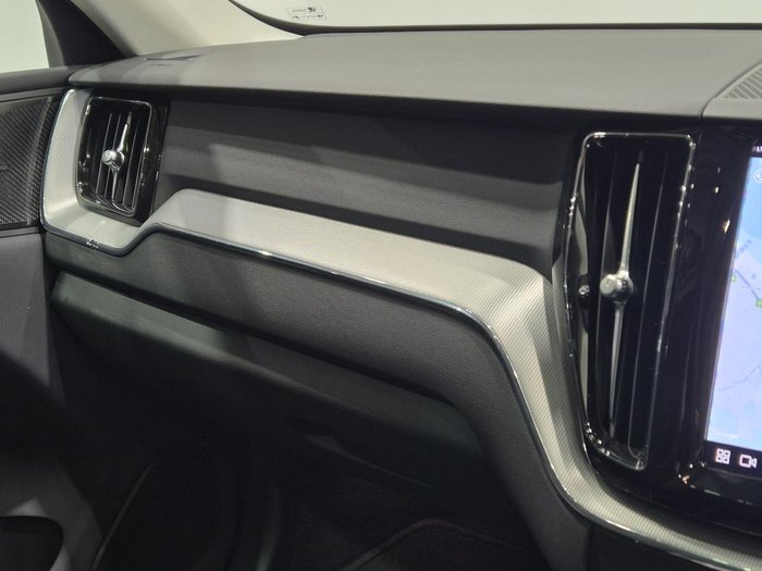 2023 Volvo XC60 Plus B5 MY23 AWD Onyx Black