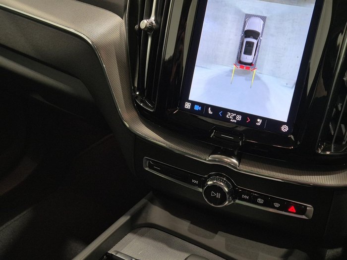 2023 Volvo XC60 Plus B5 MY23 AWD Onyx Black