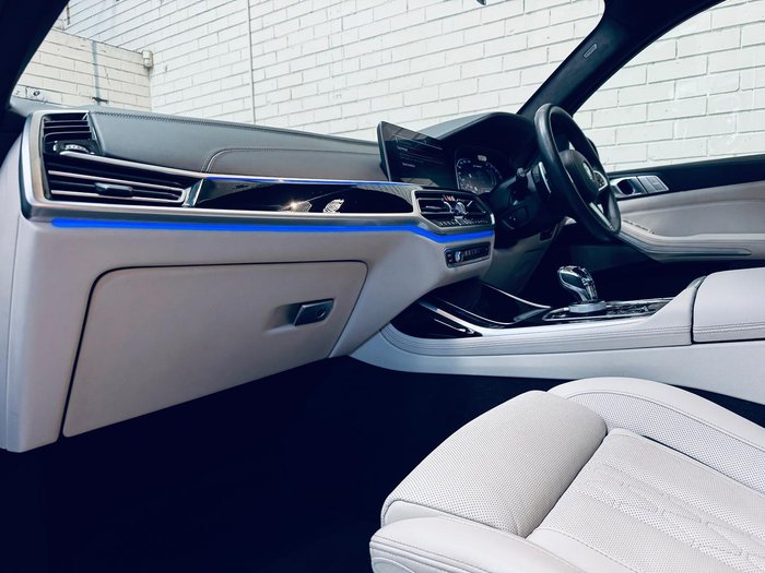 2022 BMW X7 M50i G07 4X4 Constant Black