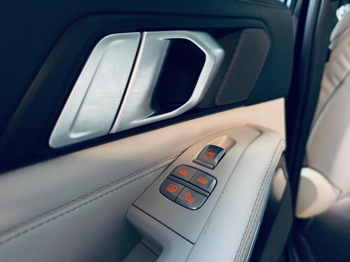 2022 BMW X7 M50i G07 4X4 Constant Black