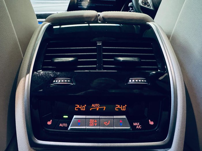 2022 BMW X7 M50i G07 4X4 Constant Black