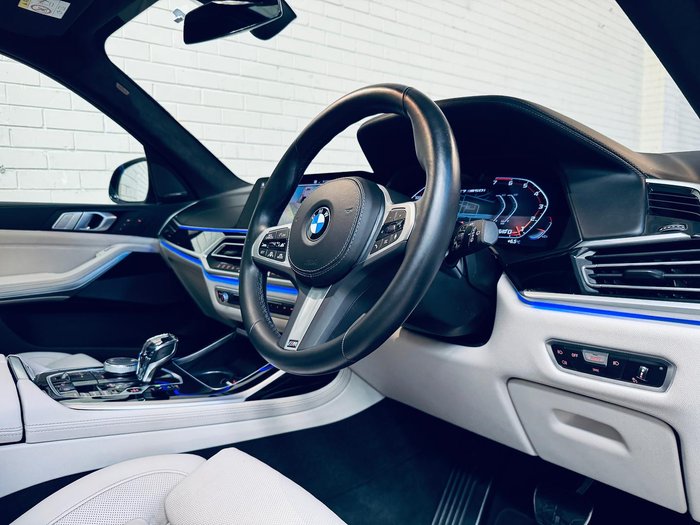 2022 BMW X7 M50i G07 4X4 Constant Black