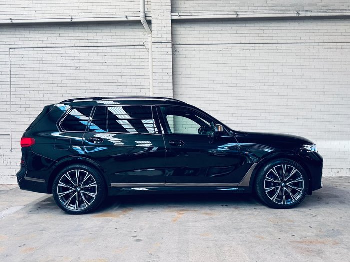 2022 BMW X7 M50i G07 4X4 Constant Black