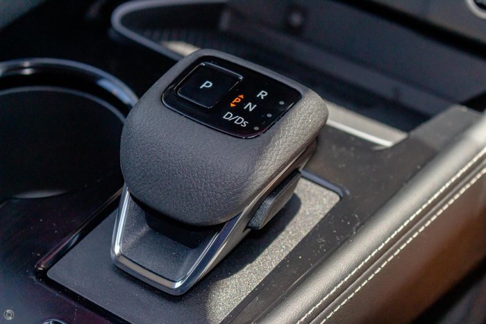 2025 Nissan X-TRAIL Ti