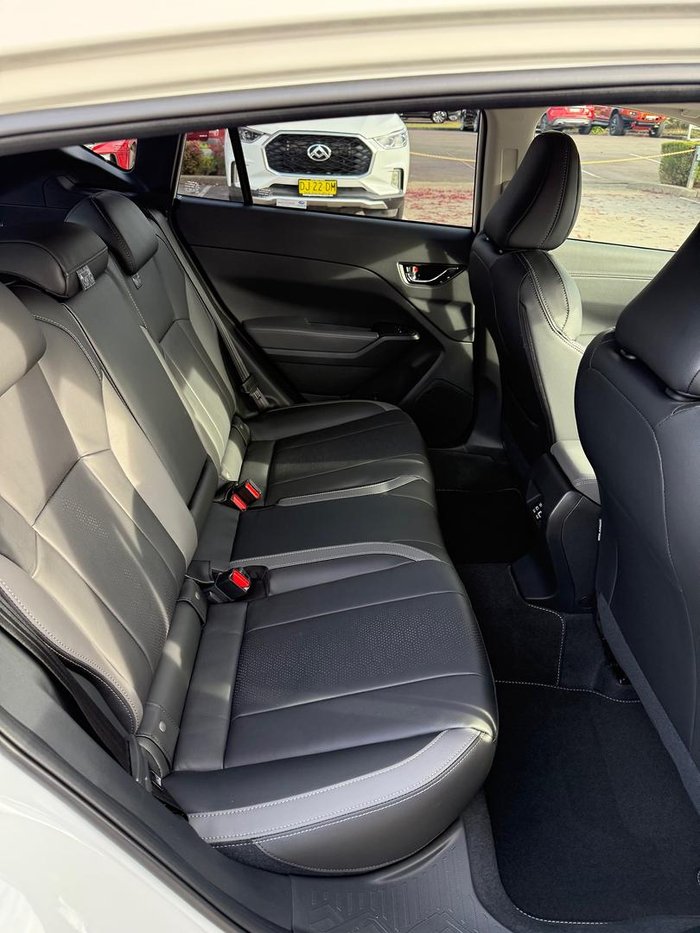 2025 Subaru Impreza 2.0S G6 MY24 AWD Crystal White