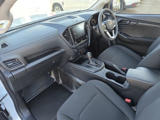 2025 Isuzu D-MAX