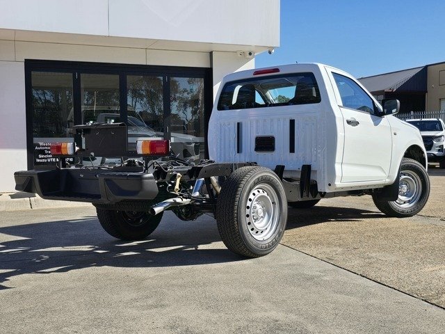 2025 Isuzu D-MAX