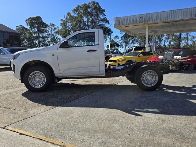 2025 Isuzu D-MAX